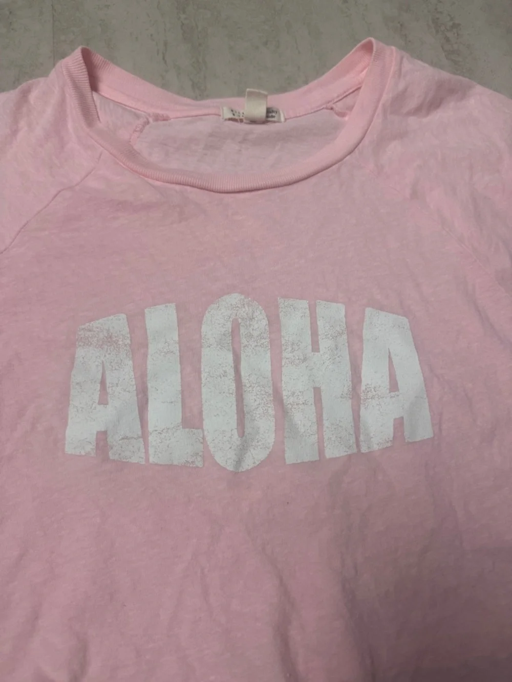 Billabong crop tee shirt Just Beachin' cropped t-shirt pink Aloha